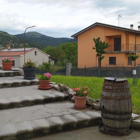 Bed and Breakfast Dal Compare à San Pio delle Camere Extérieur photo
