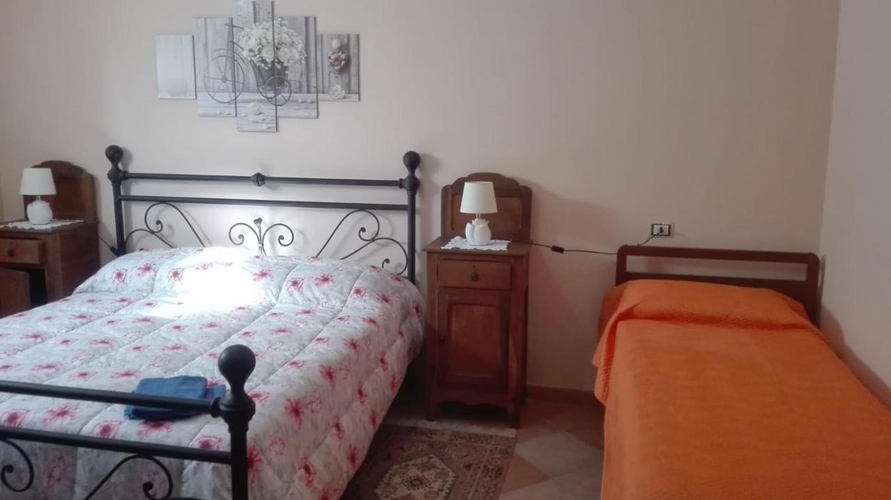 Bed and Breakfast Dal Compare à San Pio delle Camere Extérieur photo